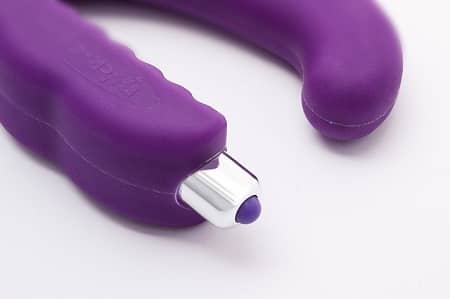 Ein violetter G-Punkt Vibrator für Frauen